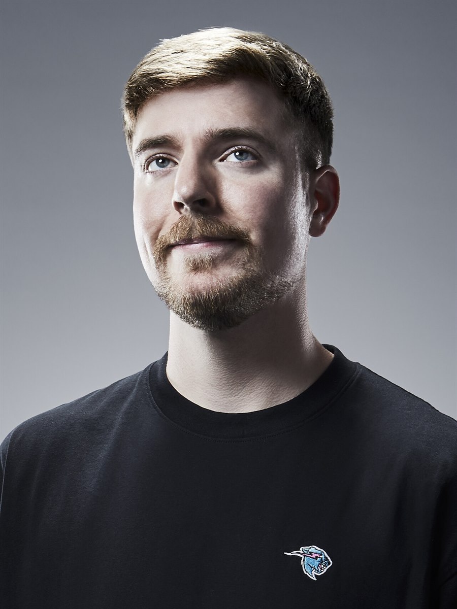 Jimmy Donaldson (MrBeast), portrait 2023